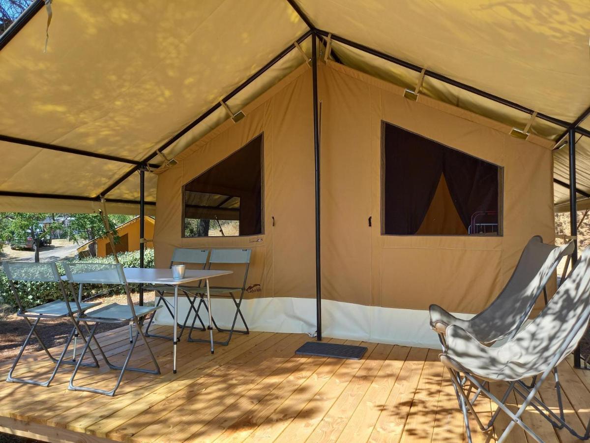 Camping Onlycamp Les Pins Nancay المظهر الخارجي الصورة